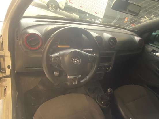 VOLKSWAGEN-GOL-1.0 MI ROCK IN RIO 8V FLEX 4P MANUAL VOLKSWAGEN-GOL-2015