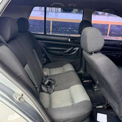 VOLKSWAGEN-GOLF-1.6 MI 8V GASOLINA 4P MANUAL VOLKSWAGEN-GOLF-2003
