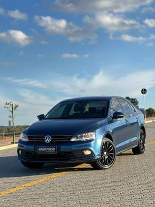 VOLKSWAGEN JETTA 1.4 16V TSI COMFORTLINE GASOLINA 4P TIPTRONIC