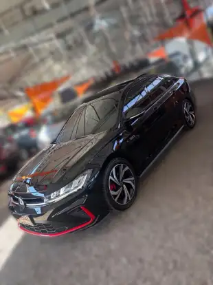 VOLKSWAGEN-JETTA-2025