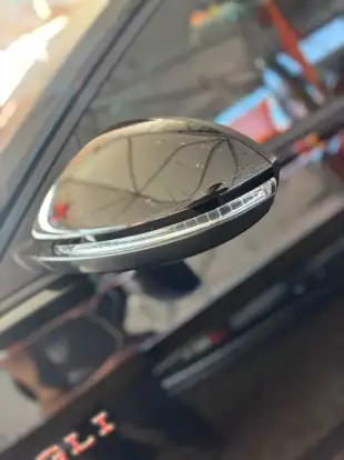 VOLKSWAGEN-JETTA-2025