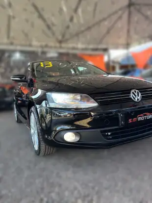 VOLKSWAGEN-JETTA-2013