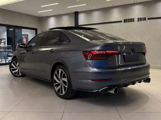 VOLKSWAGEN-JETTA-2019