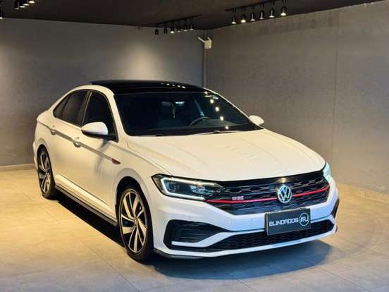 VOLKSWAGEN-JETTA-2019