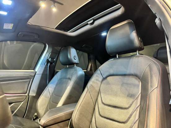 VOLKSWAGEN-JETTA-2019