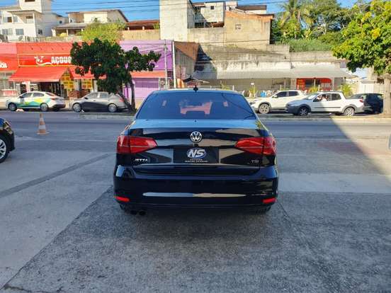 VOLKSWAGEN-JETTA-2015