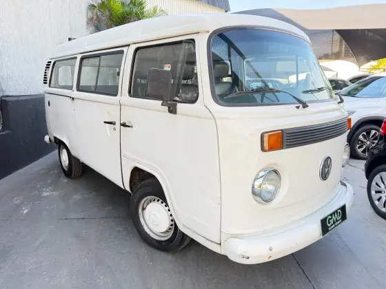 Volkswagen Kombi 1.6 MI STD 8V Gasolina 3P Manual