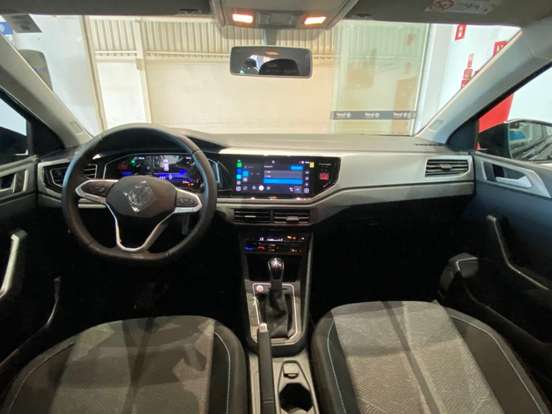 VOLKSWAGEN-NIVUS-1.0 200 TSI TOTAL FLEX COMFORTLINE AUTOMÁTICO VOLKSWAGEN-NIVUS-2025