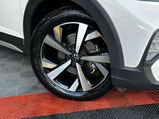 VOLKSWAGEN-NIVUS-1.0 200 TSI TOTAL FLEX HIGHLINE AUTOMÁTICO VOLKSWAGEN-NIVUS-2020
