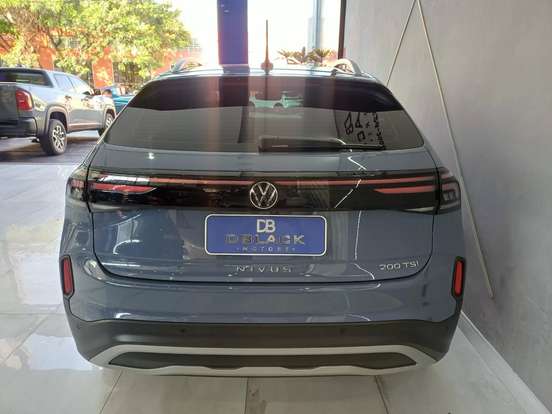 VOLKSWAGEN-NIVUS-1.0 200 TSI TOTAL FLEX HIGHLINE AUTOMÁTICO VOLKSWAGEN-NIVUS-2025