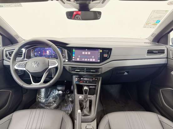 VOLKSWAGEN-NIVUS-1.0 200 TSI TOTAL FLEX HIGHLINE AUTOMÁTICO VOLKSWAGEN-NIVUS-2026