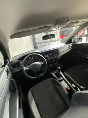 VOLKSWAGEN-POLO-2024
