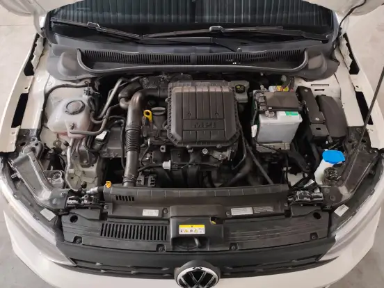 VOLKSWAGEN-POLO-2024