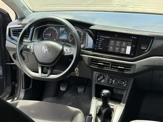 VOLKSWAGEN-POLO-2024