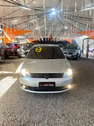 VOLKSWAGEN-POLO-2012