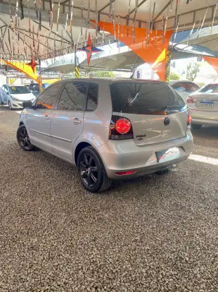VOLKSWAGEN-POLO-1.6 MI 8V FLEX 4P MANUAL VOLKSWAGEN-POLO-2012