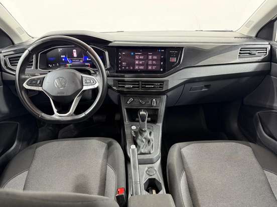 VOLKSWAGEN-POLO-2024