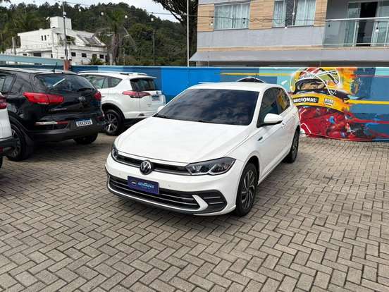 VOLKSWAGEN-POLO-1.0 170 TSI HIGHLINE AUTOMÁTICO VOLKSWAGEN-POLO-2023