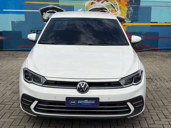 VOLKSWAGEN-POLO-2023