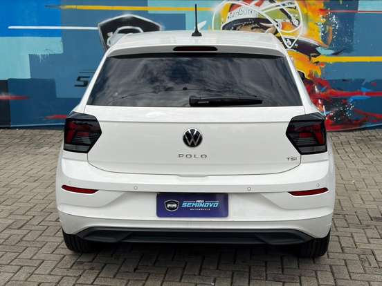 VOLKSWAGEN-POLO-1.0 170 TSI HIGHLINE AUTOMÁTICO VOLKSWAGEN-POLO-2023