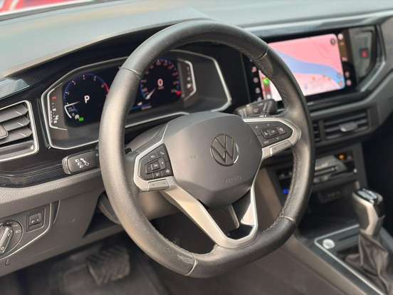 VOLKSWAGEN-POLO-1.0 170 TSI HIGHLINE AUTOMÁTICO VOLKSWAGEN-POLO-2023