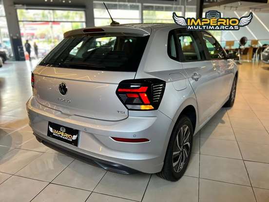 VOLKSWAGEN-POLO-2024
