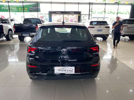 VOLKSWAGEN-POLO-2022