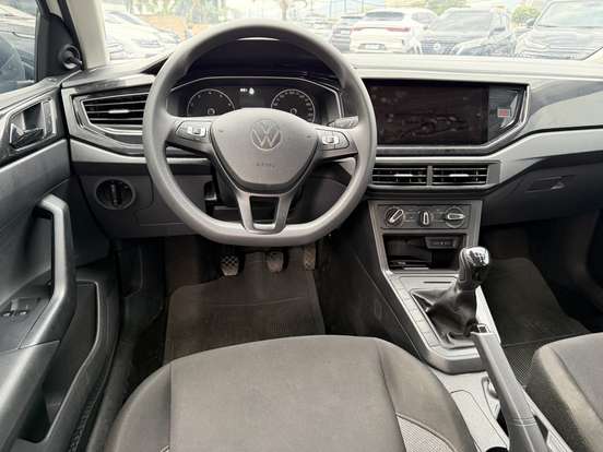 VOLKSWAGEN-POLO-2024