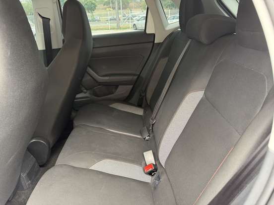 VOLKSWAGEN-POLO-2024