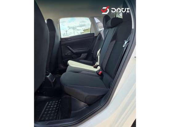 VOLKSWAGEN-POLO-2024