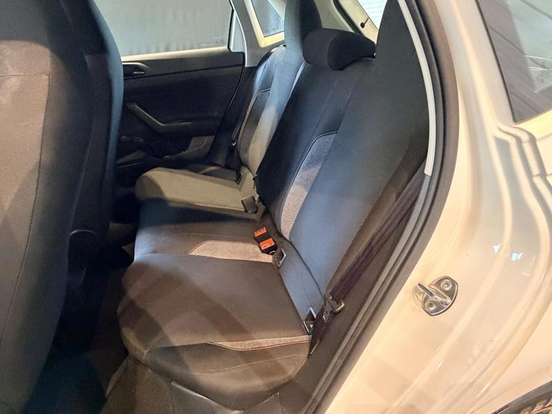 VOLKSWAGEN-POLO-2025