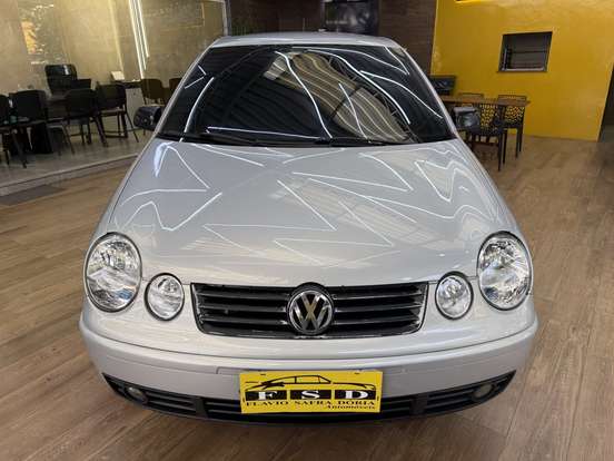 VOLKSWAGEN-POLO-1.6 MI 8V FLEX 4P MANUAL VOLKSWAGEN-POLO-2005