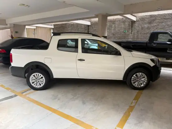 VOLKSWAGEN-SAVEIRO-2020