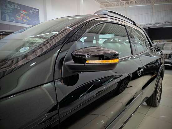 VOLKSWAGEN-SAVEIRO-2025