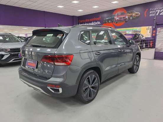 VOLKSWAGEN-TAOS-2025