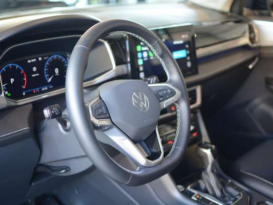 VOLKSWAGEN-TAOS-1.4 250 TSI TOTAL FLEX HIGHLINE AUTOMÁTICO VOLKSWAGEN-TAOS-2025