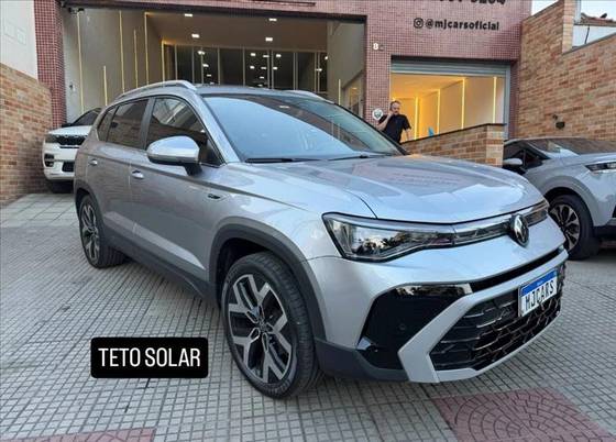 VOLKSWAGEN TAOS 1.4 250 TSI TOTAL FLEX HIGHLINE AUTOMÁTICO