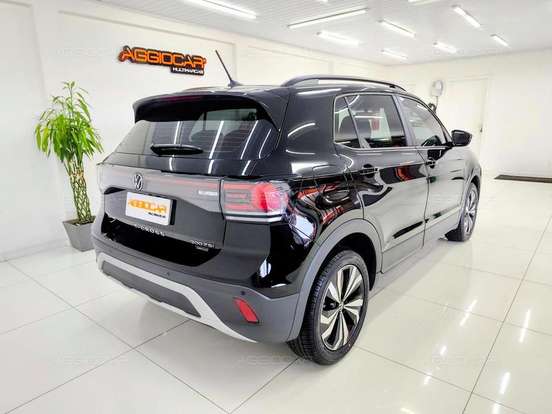 VOLKSWAGEN-T-CROSS-2024