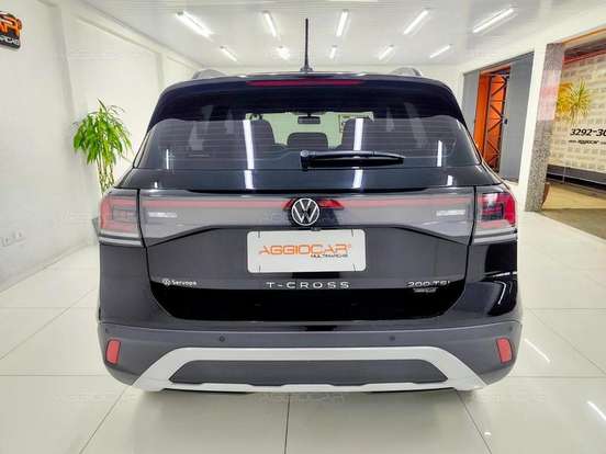 VOLKSWAGEN-T-CROSS-2024