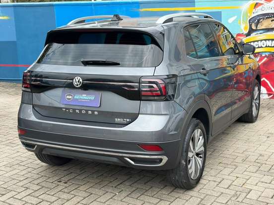 VOLKSWAGEN-T-CROSS-2019