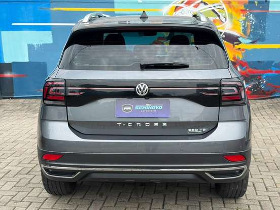 VOLKSWAGEN-T-CROSS-2019