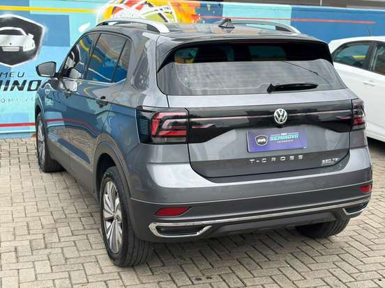 VOLKSWAGEN-T-CROSS-2019