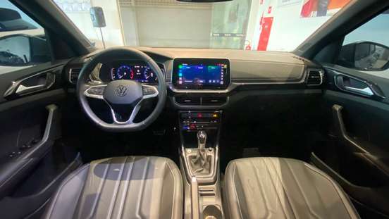 VOLKSWAGEN-T-CROSS-2025