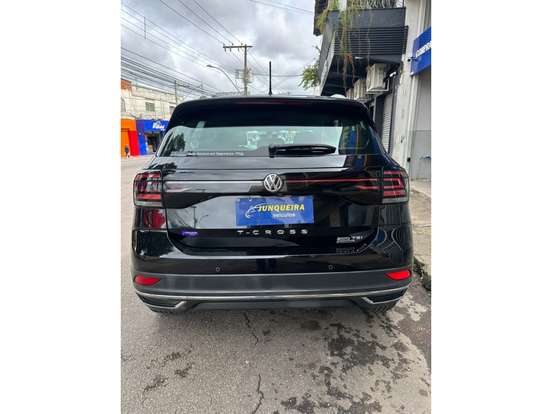 VOLKSWAGEN-T-CROSS-2019