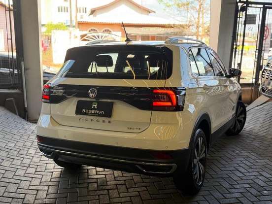 VOLKSWAGEN-T-CROSS-1.4 250 TSI TOTAL FLEX HIGHLINE AUTOMÁTICO VOLKSWAGEN-T-CROSS-2021