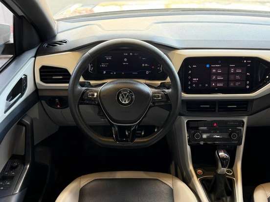 VOLKSWAGEN-T-CROSS-1.4 250 TSI TOTAL FLEX HIGHLINE AUTOMÁTICO VOLKSWAGEN-T-CROSS-2021