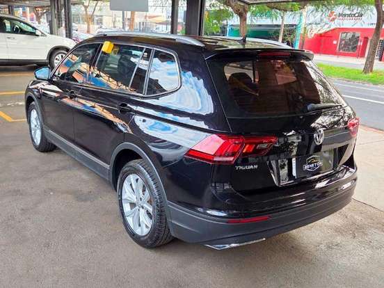 VOLKSWAGEN-TIGUAN-2018