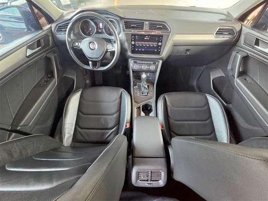 VOLKSWAGEN-TIGUAN-2018