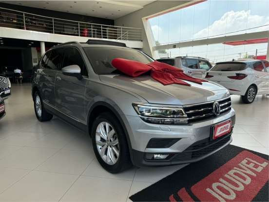 VOLKSWAGEN-TIGUAN-2019