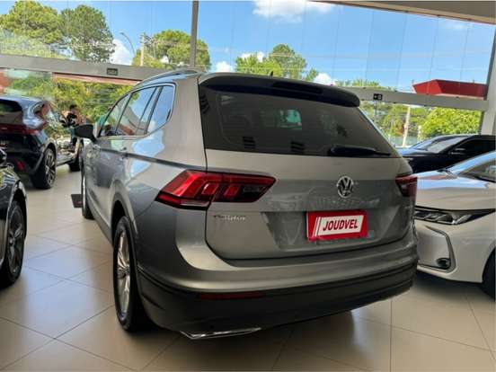 VOLKSWAGEN-TIGUAN-2019